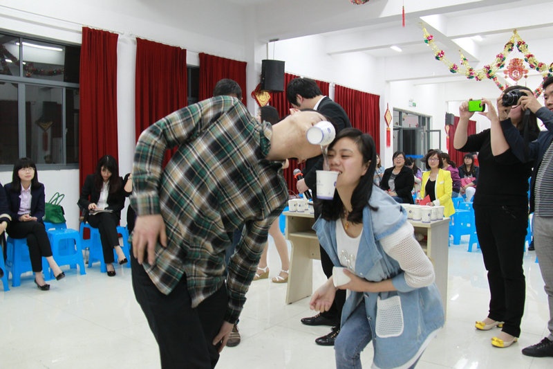 “企业职工助推‘五水共治’”联谊晚会在八达国际举行_集团动态_新闻中心_八达国际